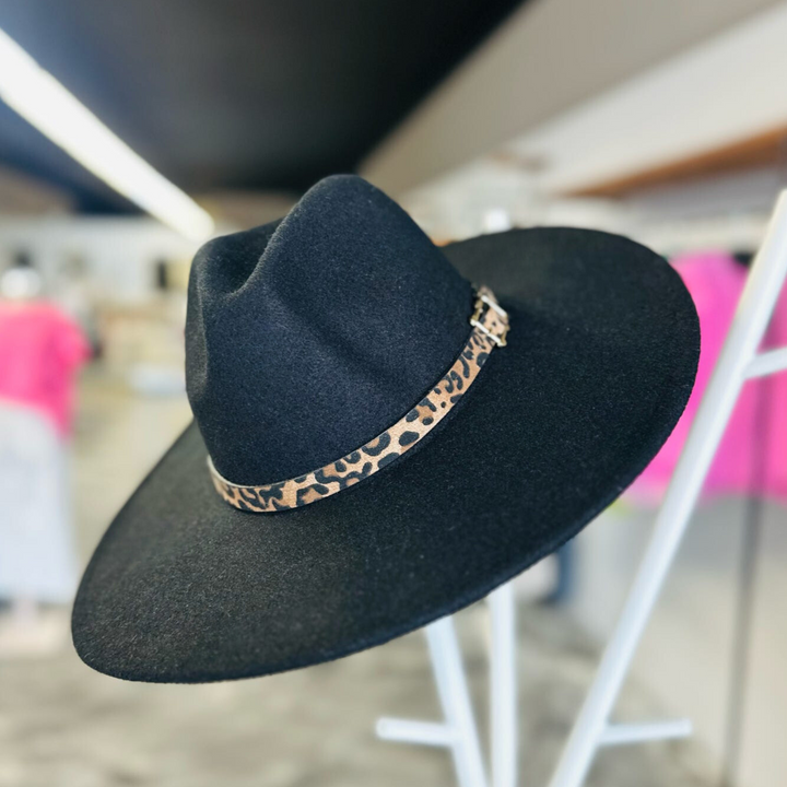 Black felt hat with leopard band.