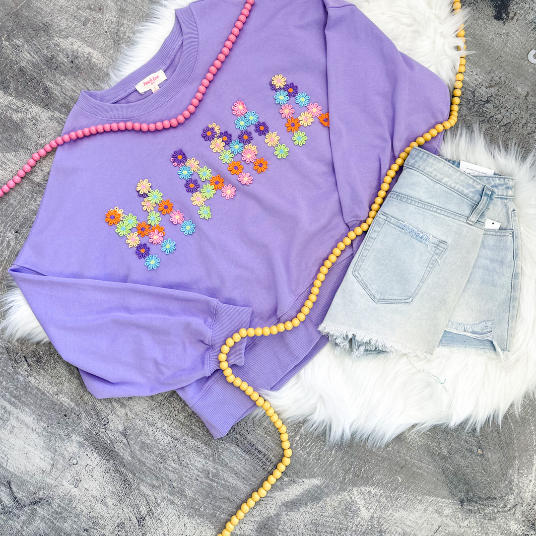 Daisy mama Flower Applique Sweatshirt lavender color with Daisy details that spell out mama